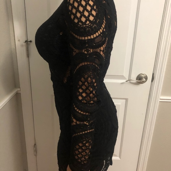 Juniors Lace Dress - Picture 2 of 4